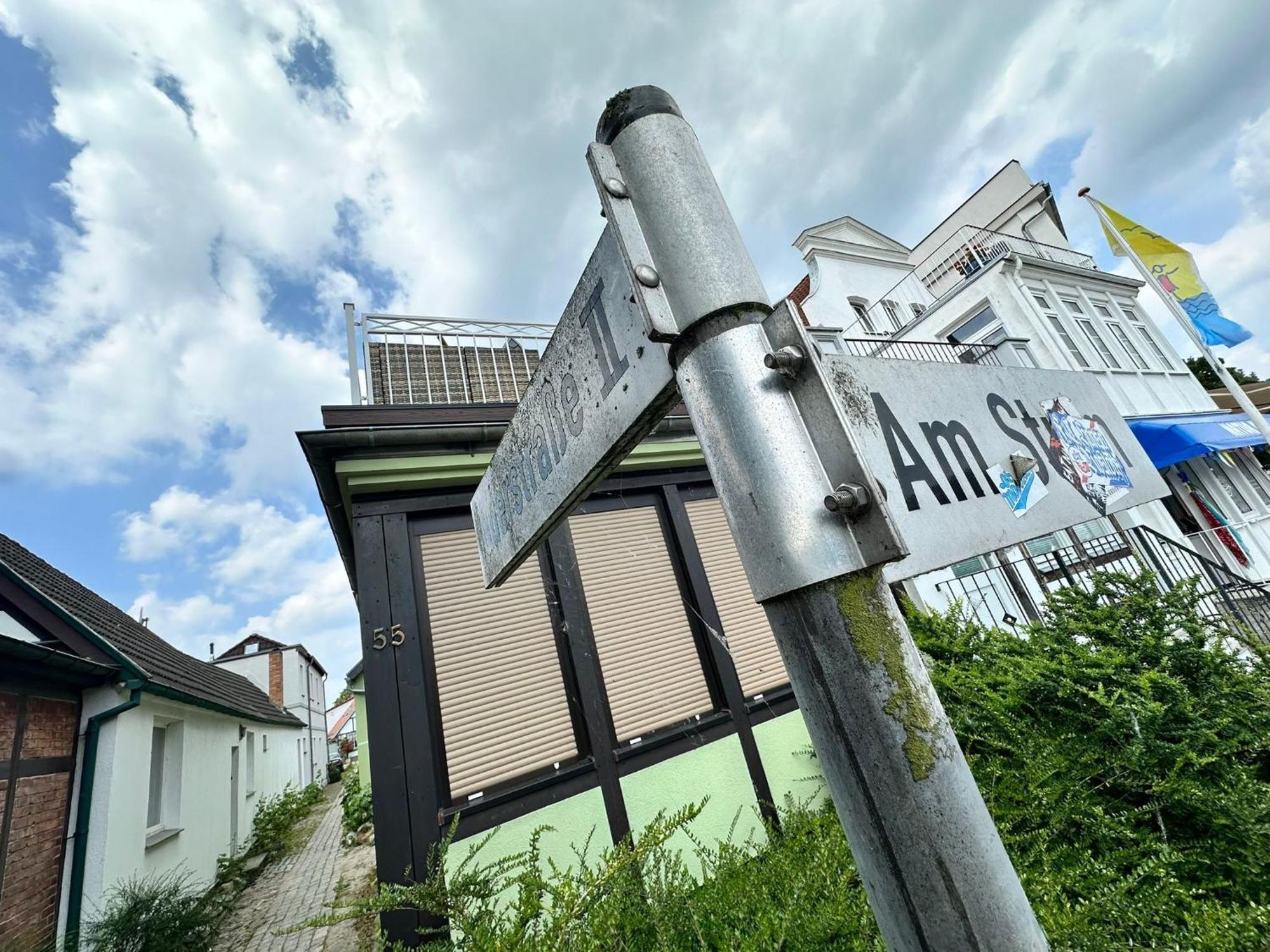 Ferienwohnung Am Strom Rostock Esterno foto